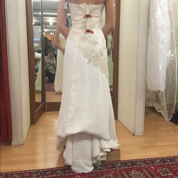 Vintage Bridal/Wedding Gown - Picture 5 of 7